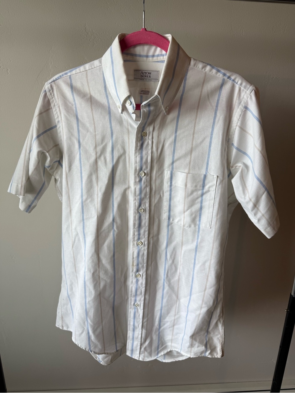 Arrow Men’s Short-Sleeve Button-Down Shirt in White with Light Blue Stripes